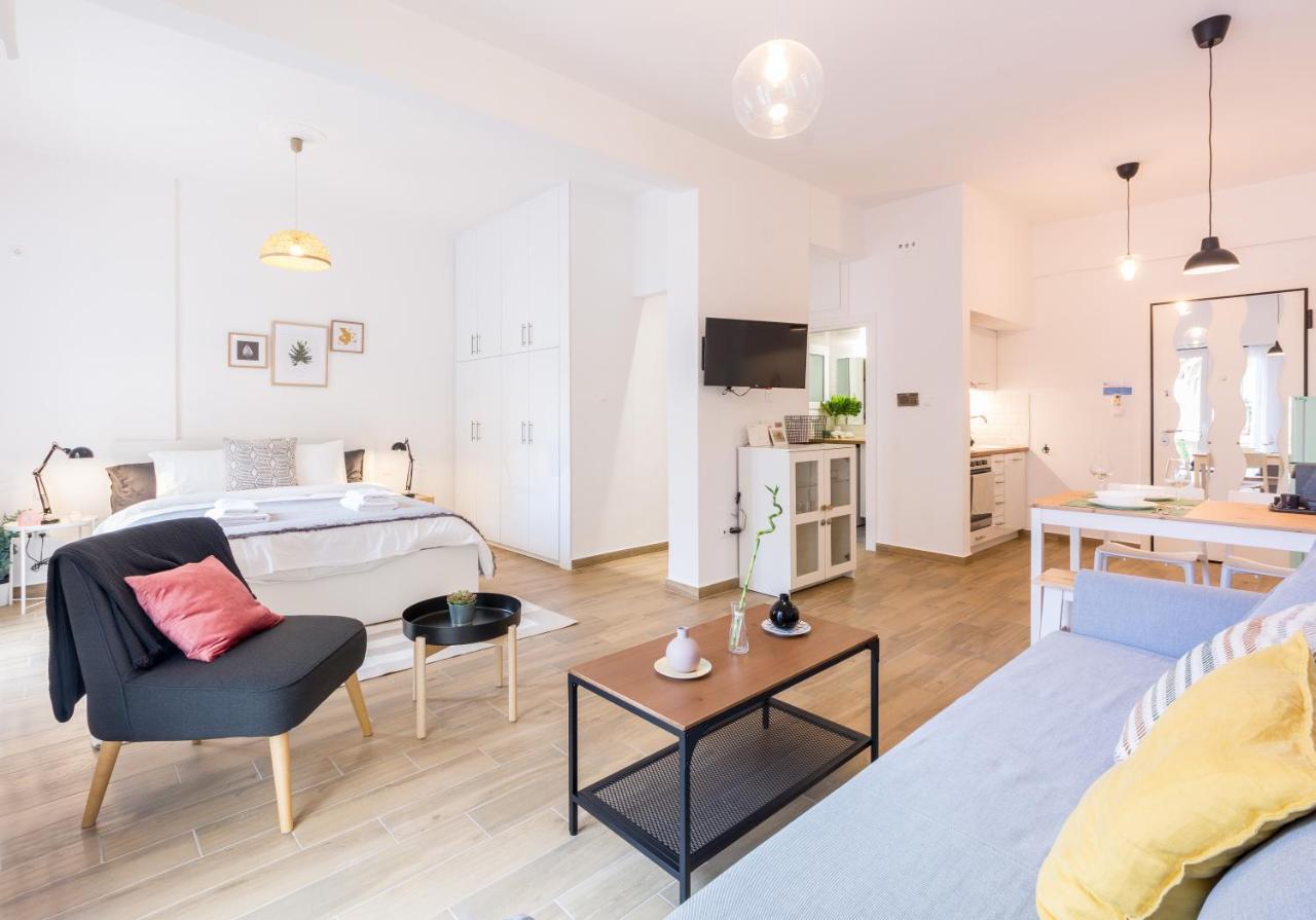 Wide Comfy Studio Apartment Centrally Located In Thissio Athén Kültér fotó